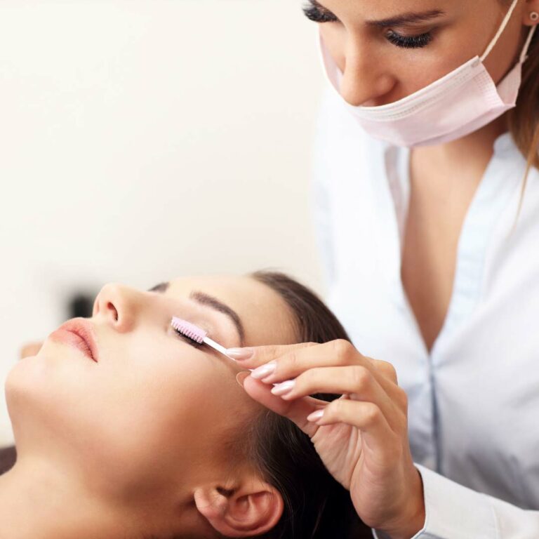 Eyelash Courses Online Canada | Lash Lift, Tint & Extension Training