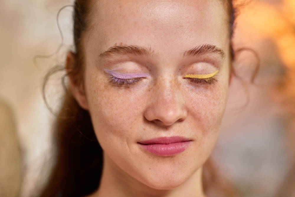 The Clean Girl Aesthetic: Mastering Minimalist Makeup